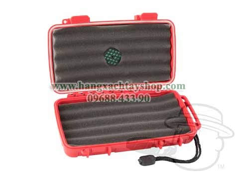 Romeo-Y-Julieta-Travel-Humidor-By-Lotus-Red Romeo-Y-Julieta-Travel-Humidor-By-Lotus-Red